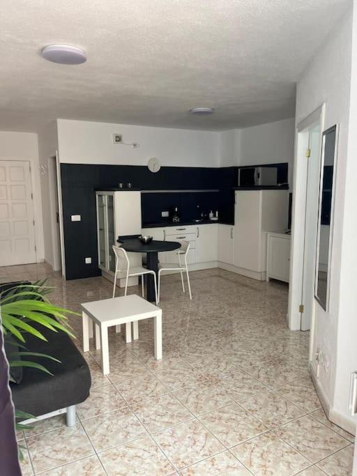 Heyhome Lynn 306 Los Cristianos  Dış mekan fotoğraf